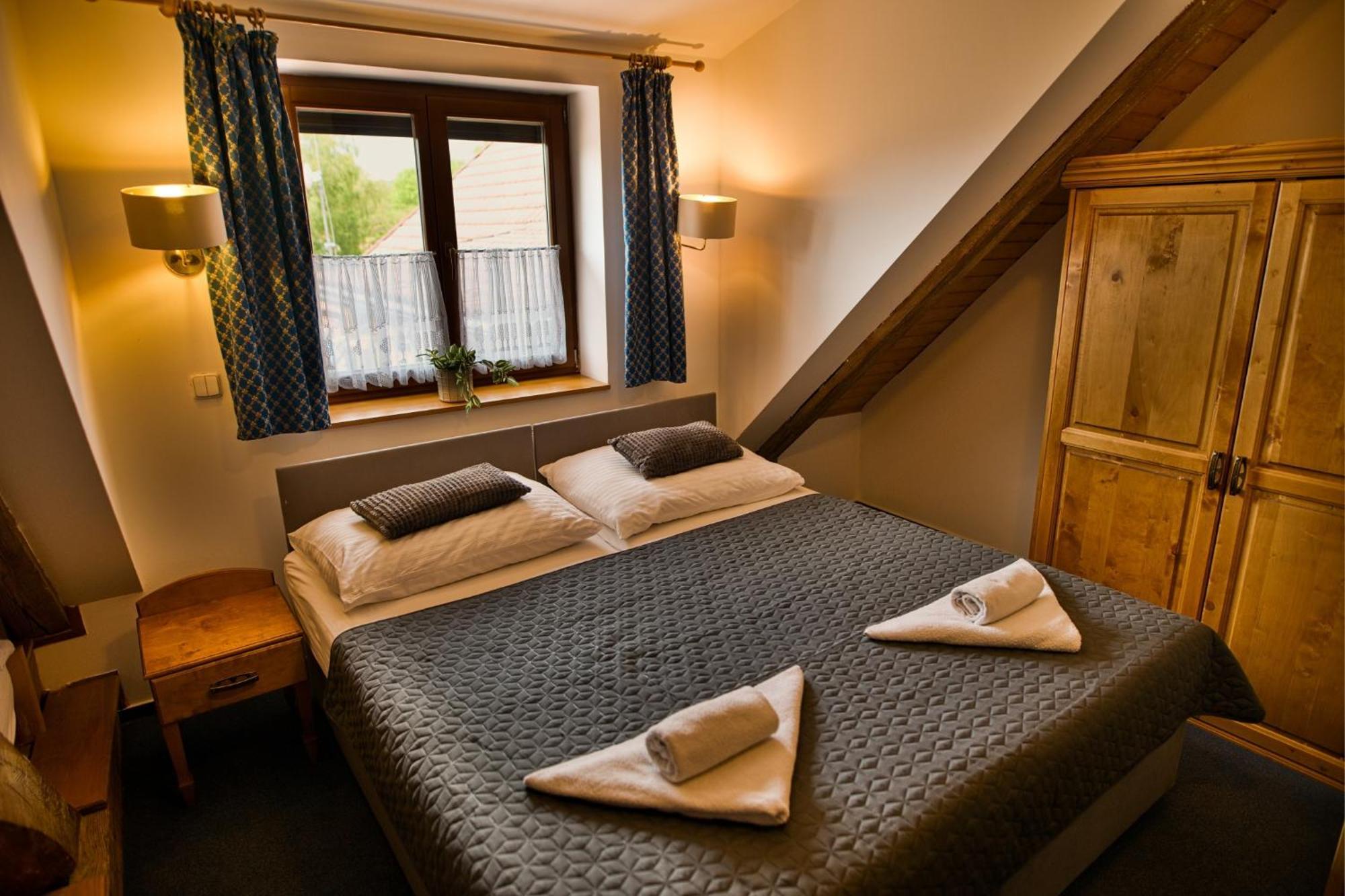 Krusovice Hotel U Lipy מראה חיצוני תמונה