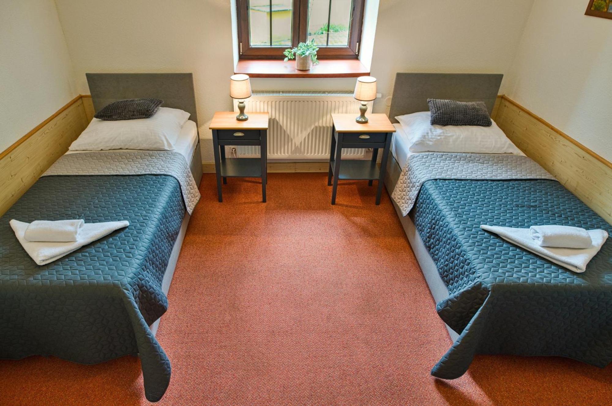Krusovice Hotel U Lipy מראה חיצוני תמונה