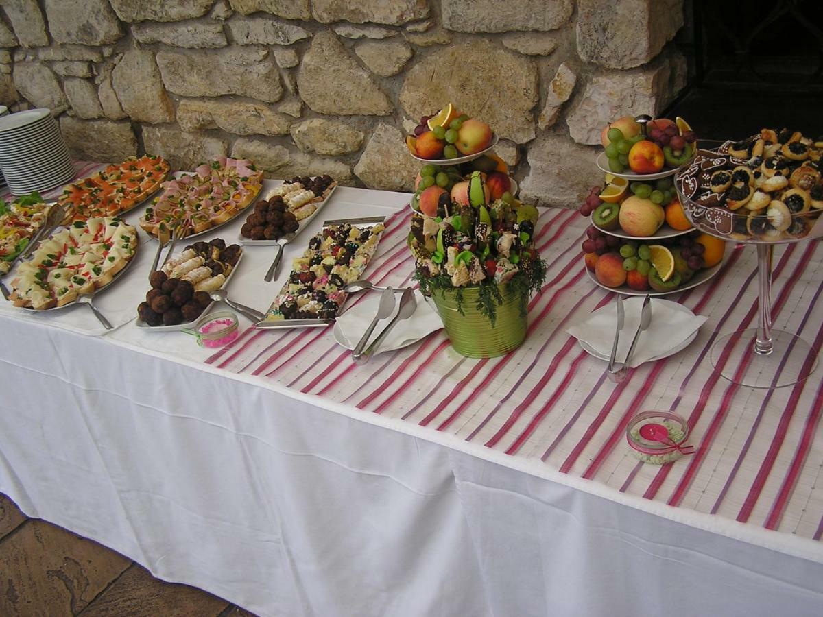 Krusovice Hotel U Lipy מראה חיצוני תמונה